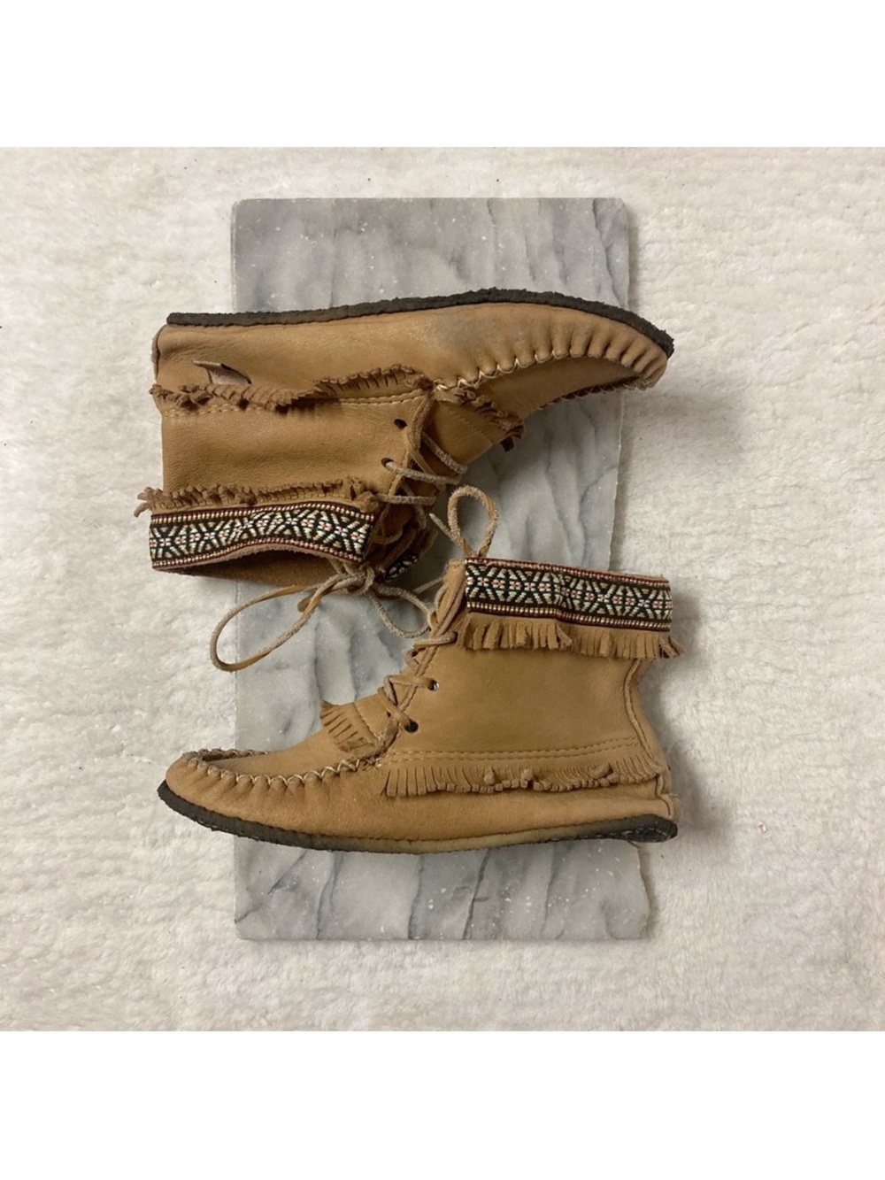 Laurentian Chief Moccasins Ankle Fringe Size 8.5 Leather Tan Boho